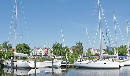 moderner Hafen in Vorpommern